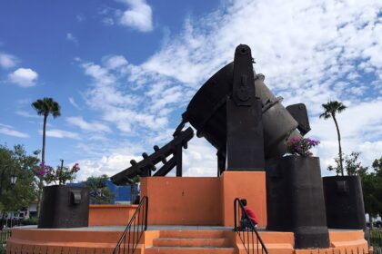Monumento al acero en Monclova, Coahuila