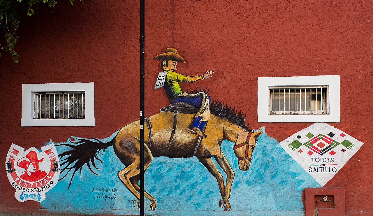 Mural del festival de rodeo en la Plaza de las Ciudades Hermanas de Saltillo