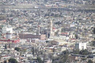 Vista del centro histórico de Saltillo, Coahuila, desde el Mirador del Cristo de las Galeras